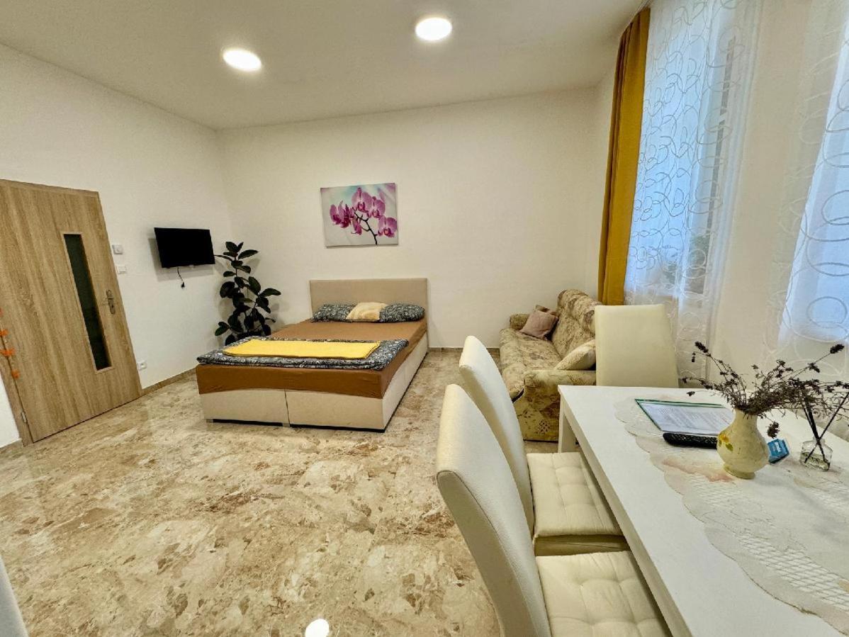 Holicak Apartment Оломоуц Екстериор снимка